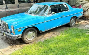 Mercedes-Benz-250-C-Coupe-1972-Coupe