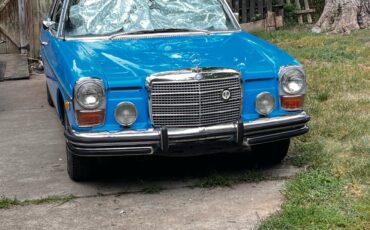 Mercedes-Benz-250-C-Coupe-1972-Coupe-8