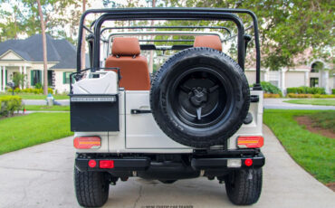 Mercedes-Benz-250GD-1991-Other-6