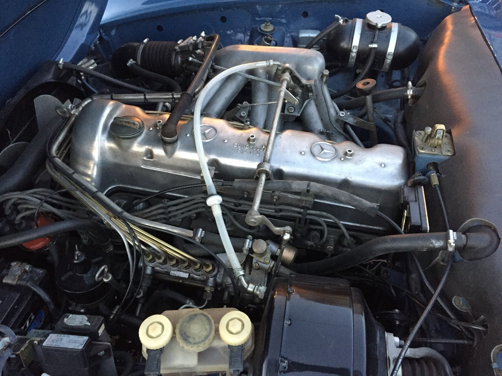 Mercedes-Benz-280-SL-1970-15