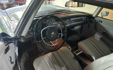 Mercedes-Benz-280-SL-1970-7