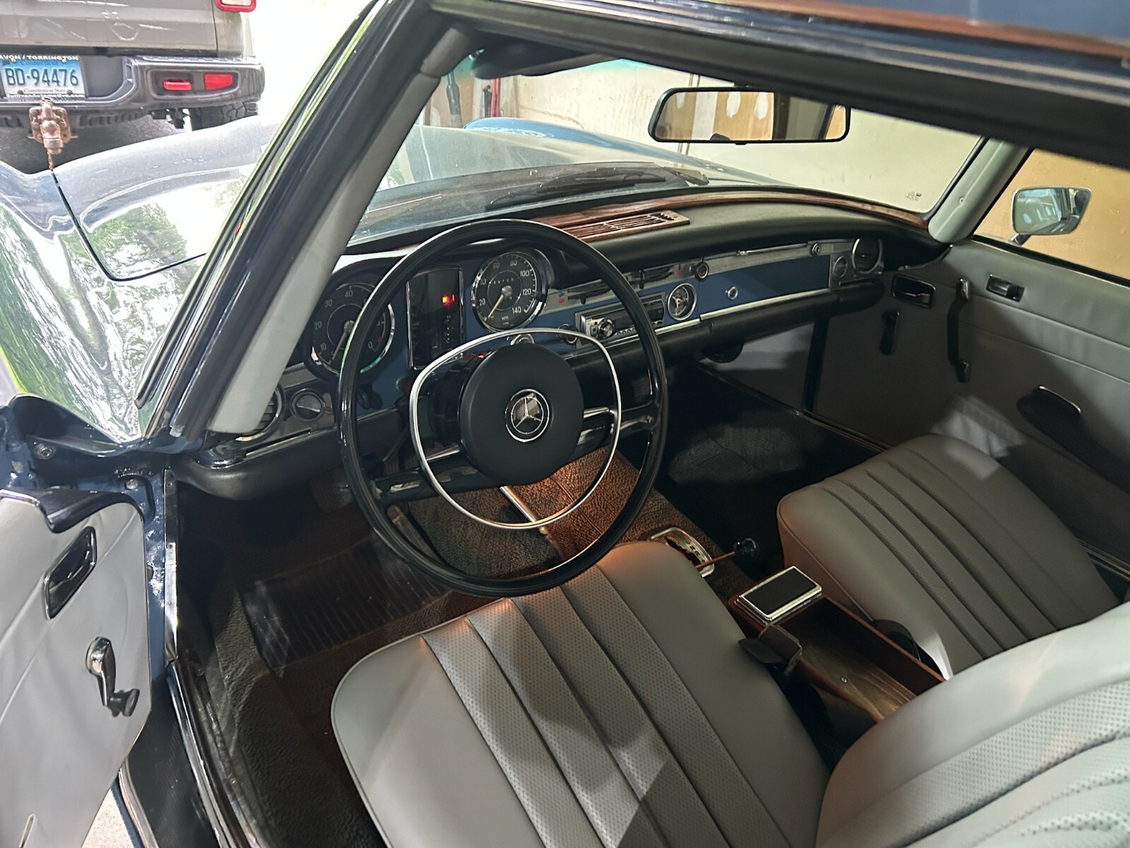 Mercedes-Benz-280-SL-1970-7