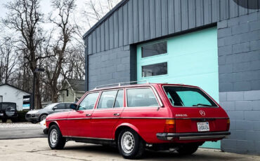 Mercedes-Benz-280-TE-1985-Wagon-3
