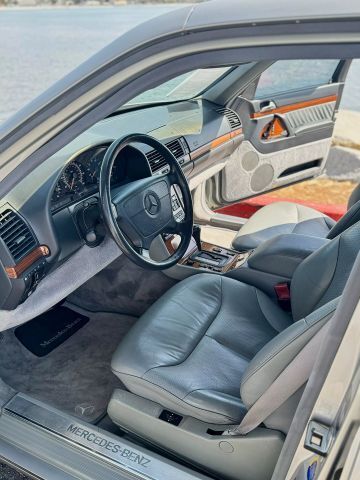 Mercedes-Benz-300-SE-1992-Sedan-21
