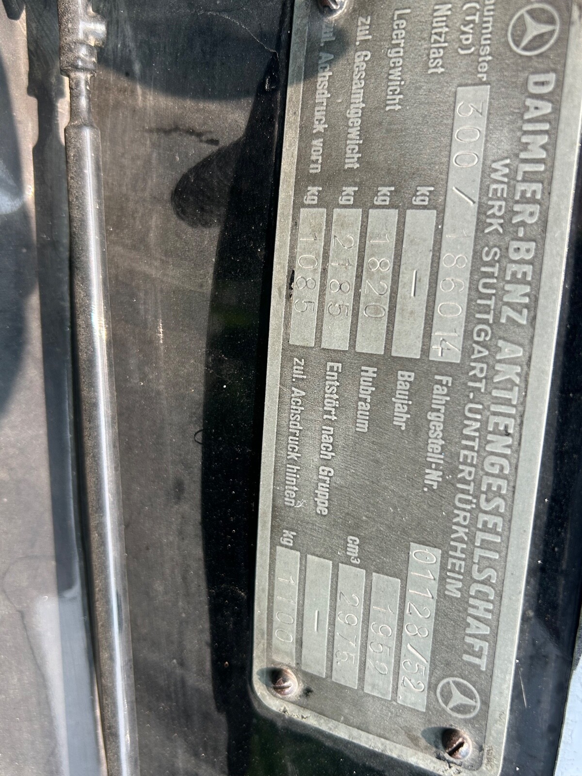 Mercedes-Benz-300-Series-1951-Convertible-17