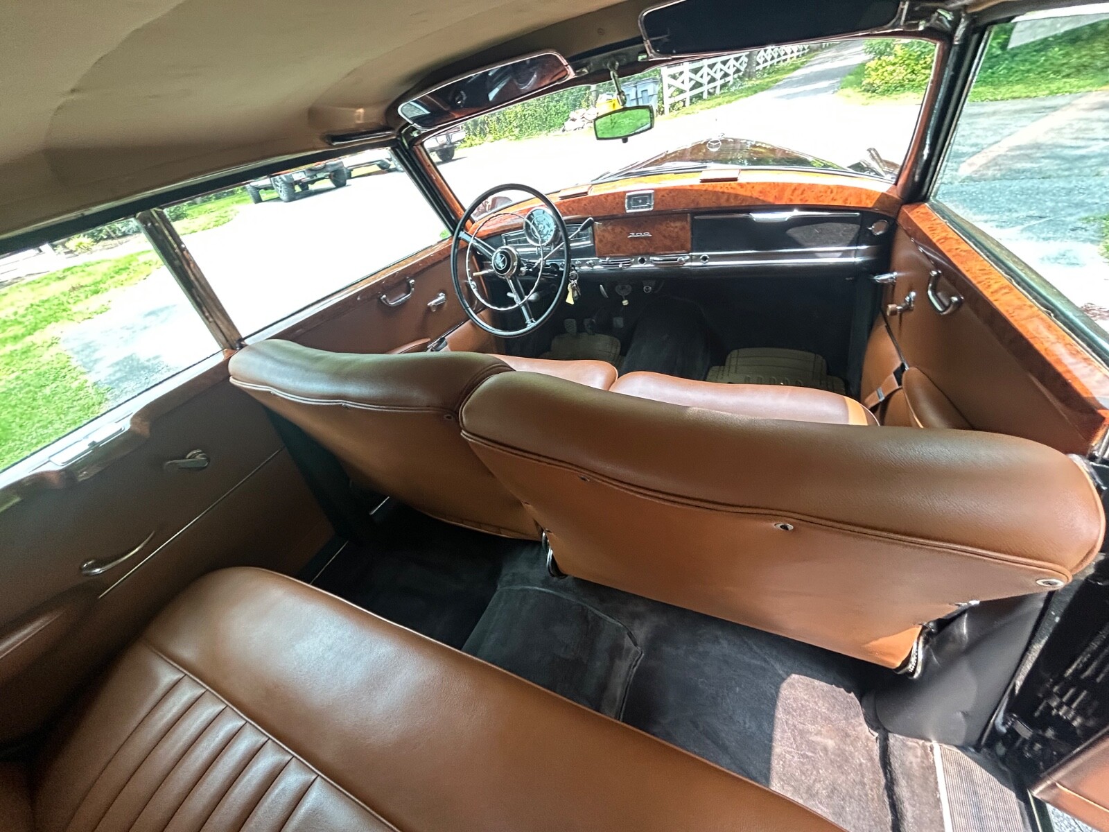 Mercedes-Benz-300-Series-1951-Convertible-29