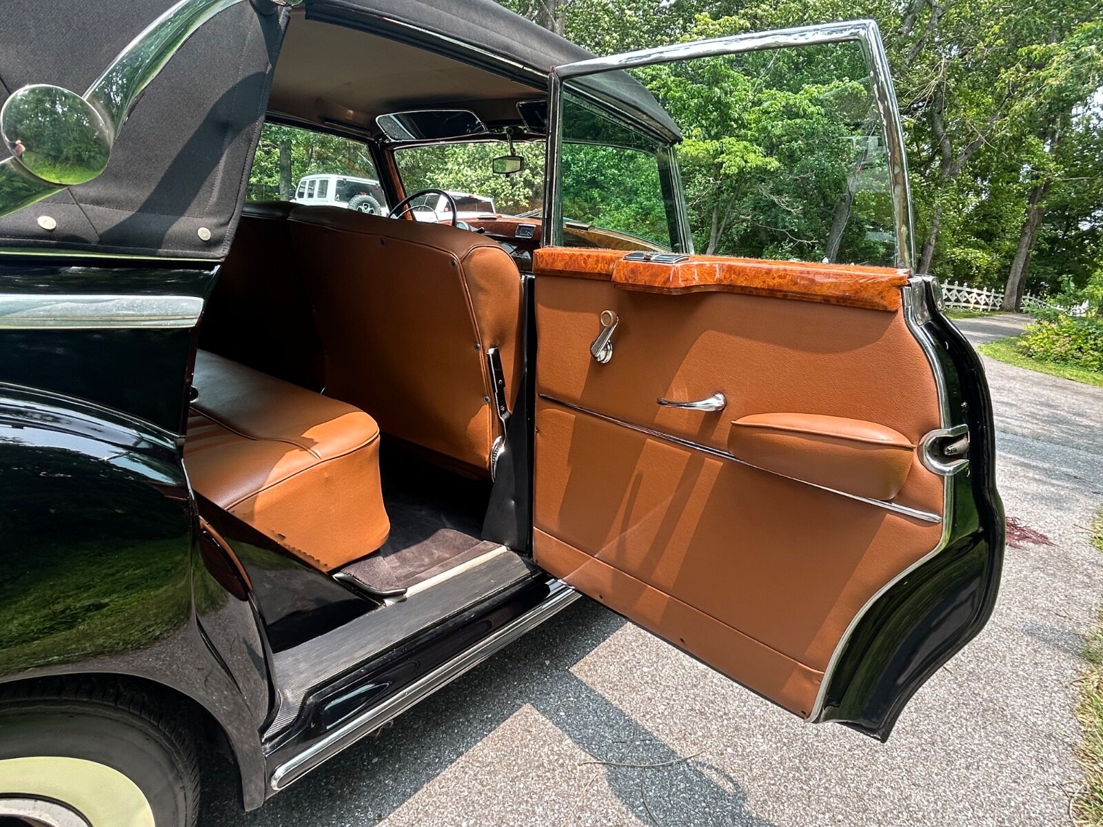 Mercedes-Benz-300-Series-1951-Convertible-30