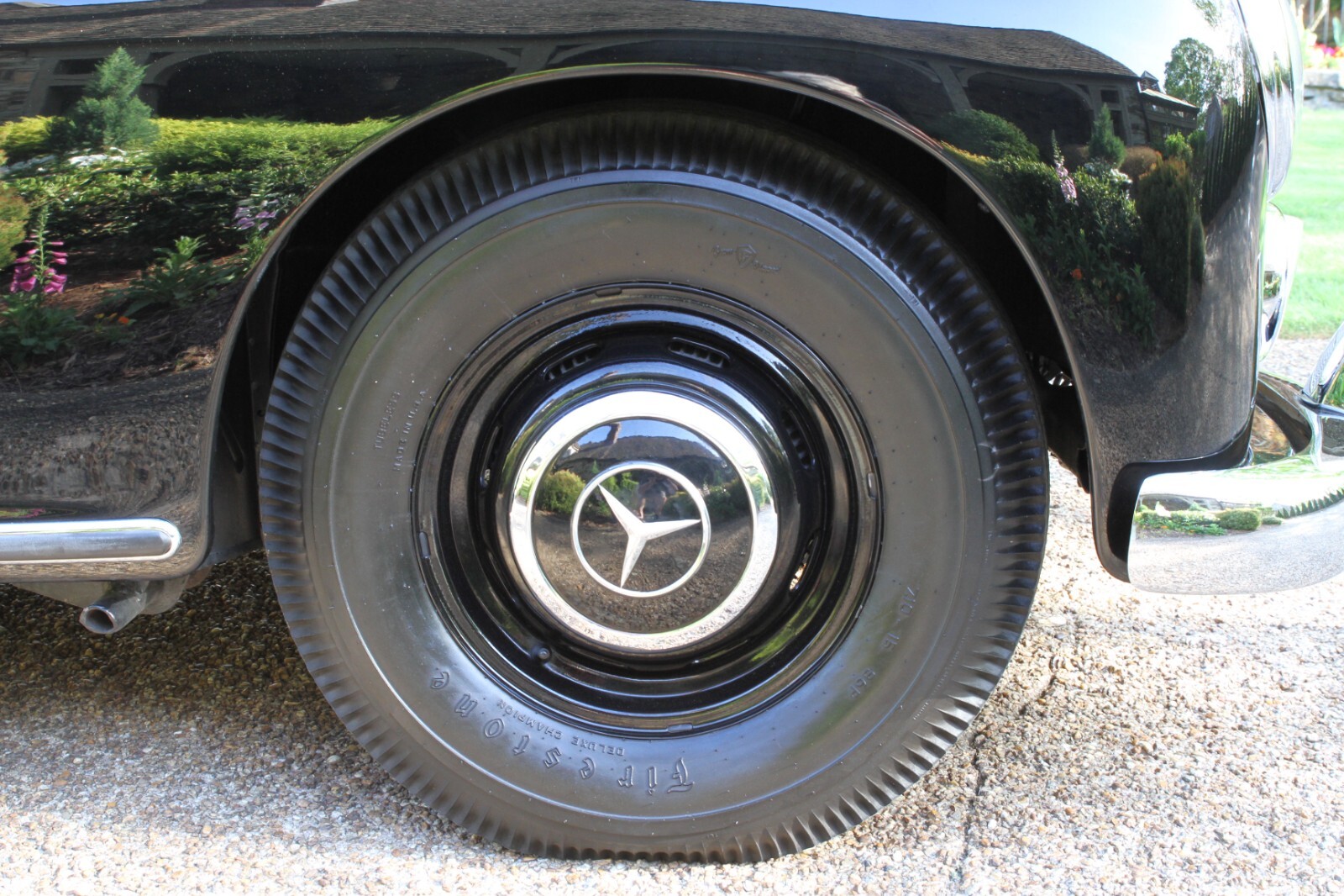 Mercedes-Benz-300-Series-1954-Sedan-36