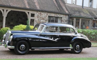 Mercedes-Benz-300-Series-1954-Sedan