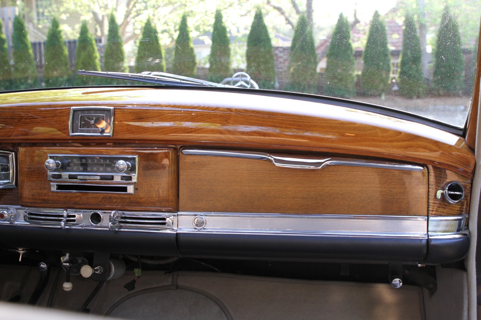 Mercedes-Benz-300-Series-1954-Sedan-8