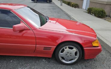Mercedes-Benz-300-Series-1991-Convertible-2