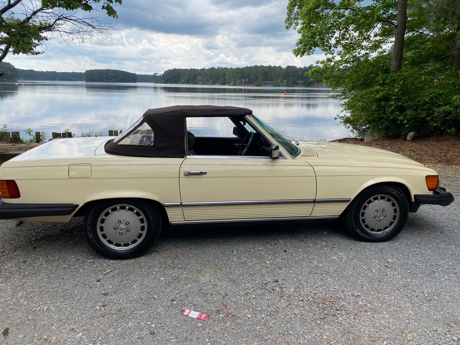 Mercedes-Benz-380-SL-1981-Convertible-1