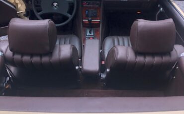 Mercedes-Benz-380-SL-1981-Convertible-15