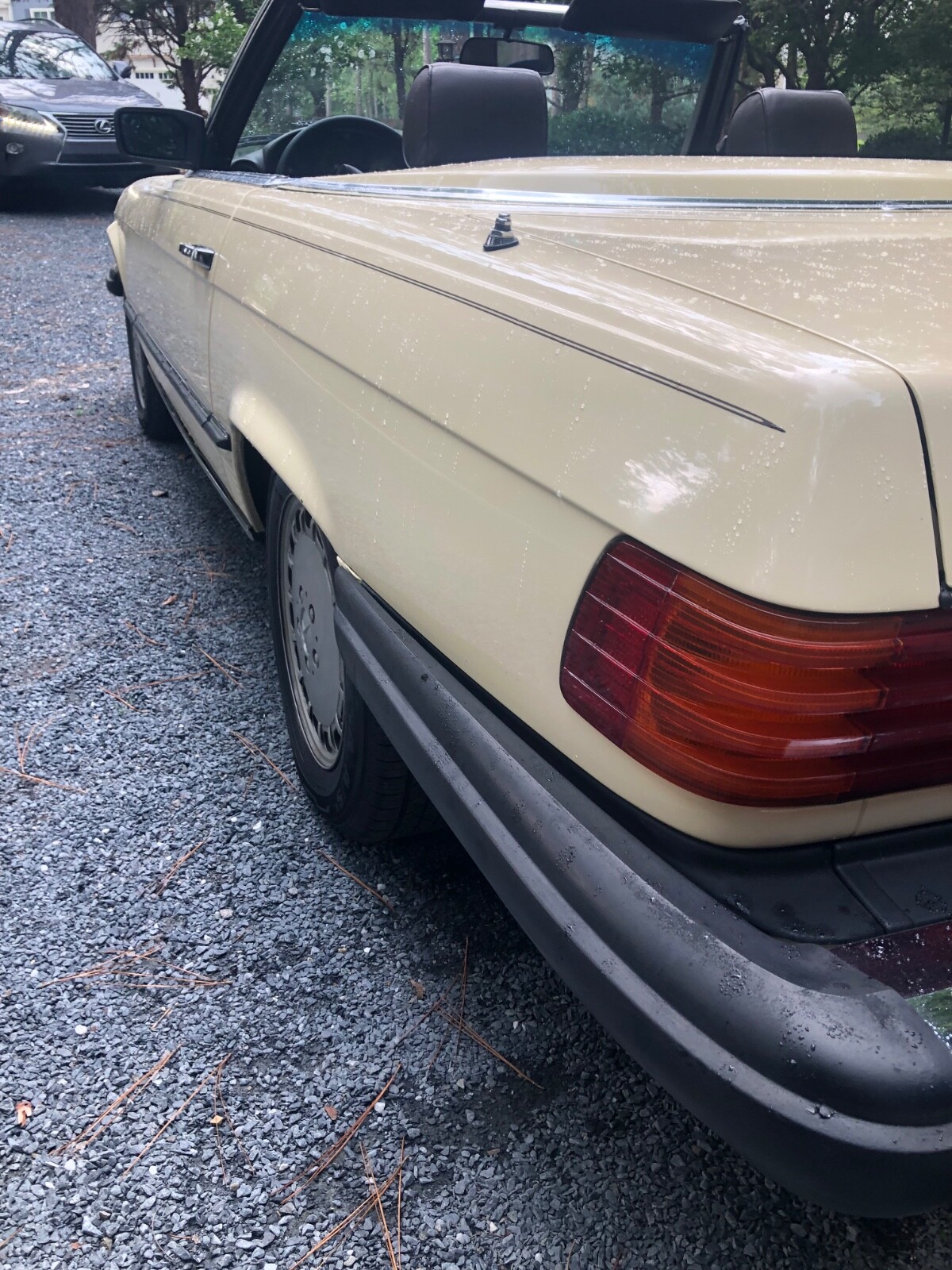 Mercedes-Benz-380-SL-1981-Convertible-20