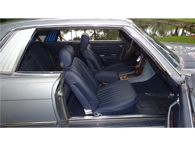 Mercedes-Benz-380SLC-1981-FIXED-HEAD-COUPE-11