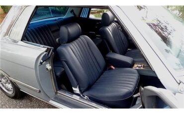 Mercedes-Benz-380SLC-1981-FIXED-HEAD-COUPE-12