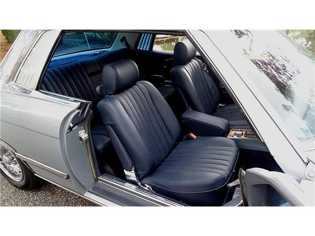 Mercedes-Benz-380SLC-1981-FIXED-HEAD-COUPE-12