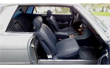 Mercedes-Benz-380SLC-1981-FIXED-HEAD-COUPE-13