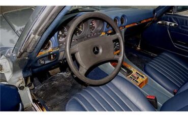 Mercedes-Benz-380SLC-1981-FIXED-HEAD-COUPE-16
