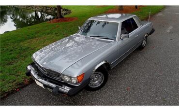 Mercedes-Benz-380SLC-1981-FIXED-HEAD-COUPE-8