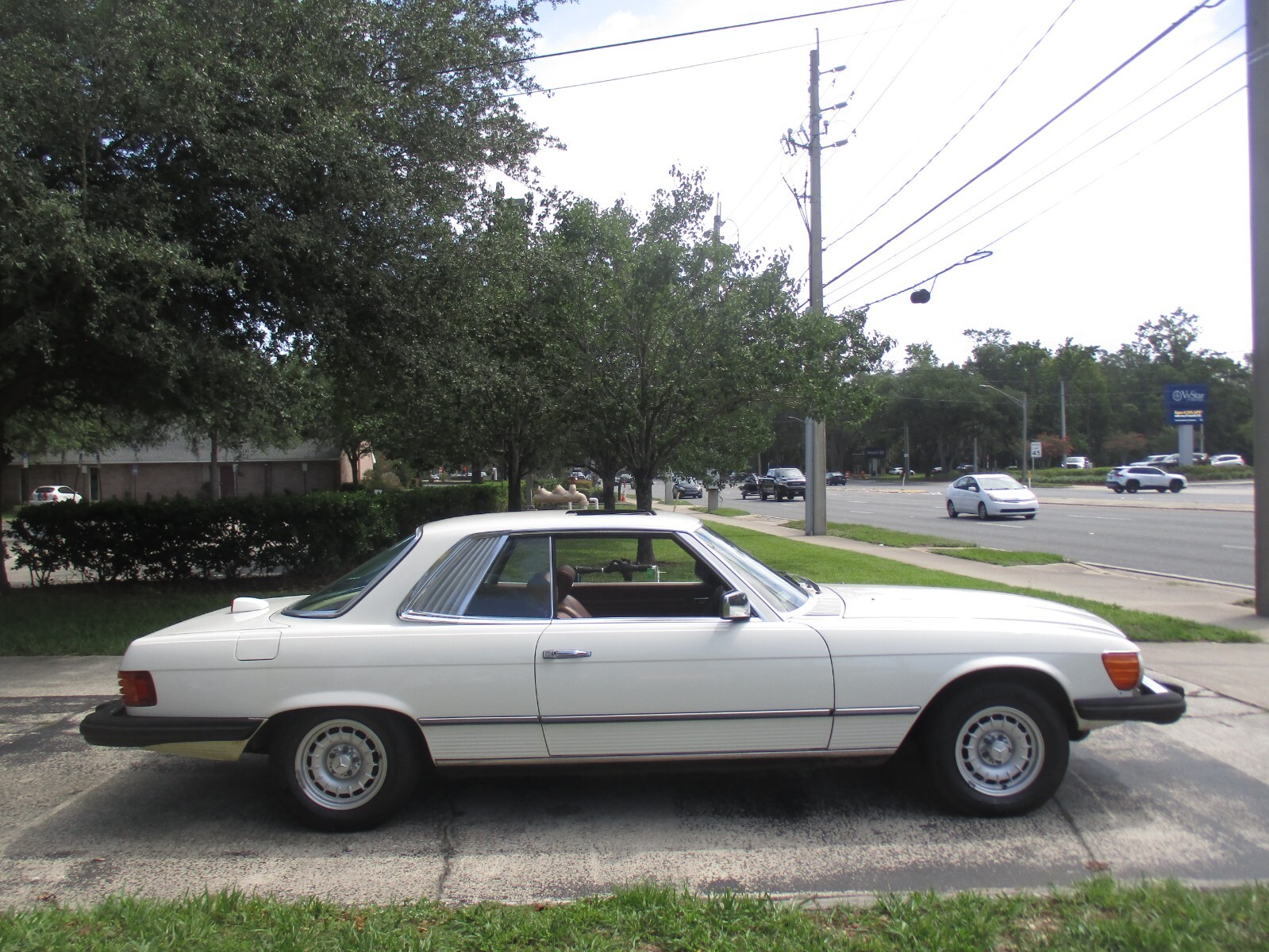 Mercedes-Benz-450-SLC-1979-Coupe-7