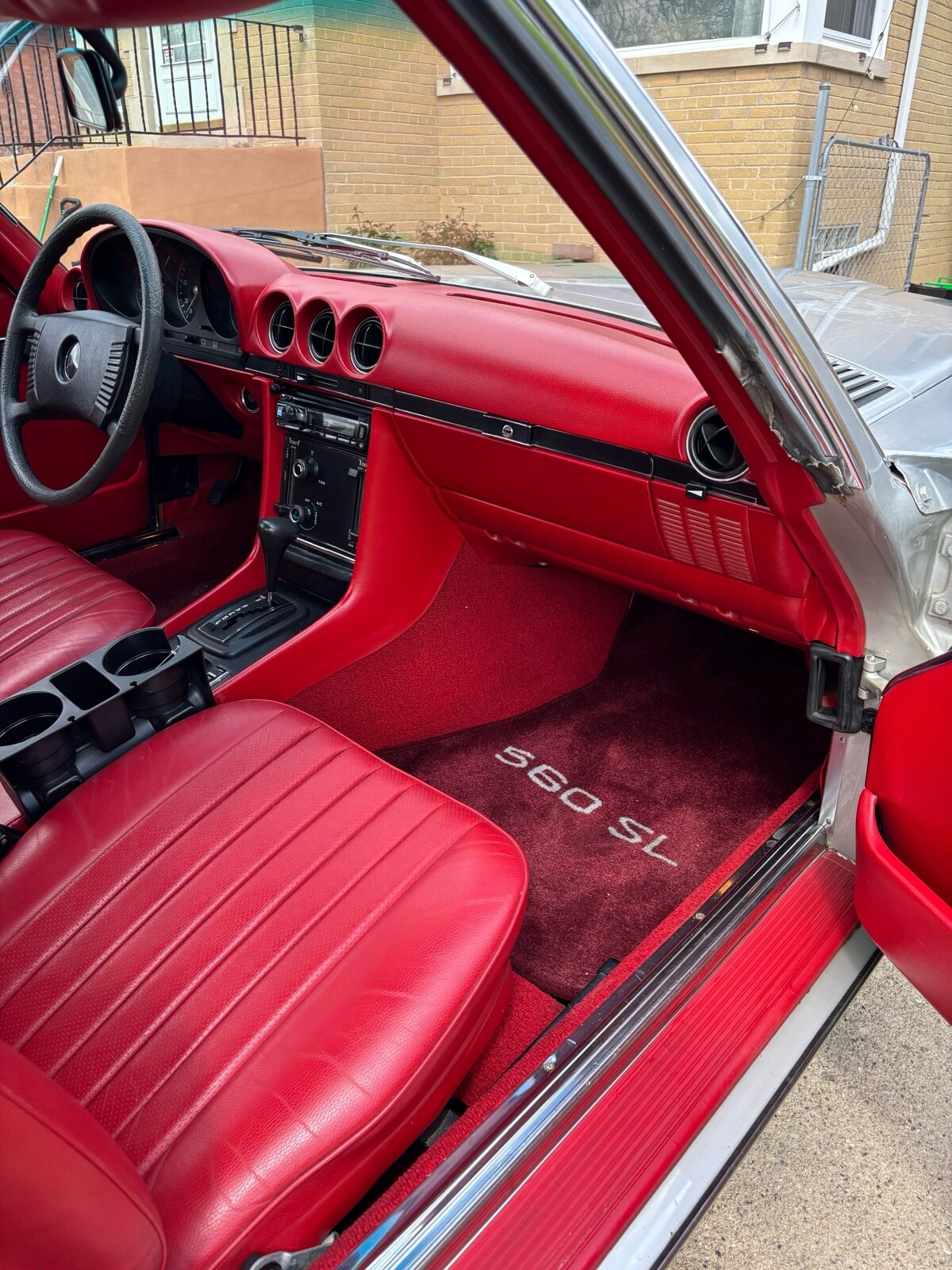 Mercedes-Benz-450SL-1976-22