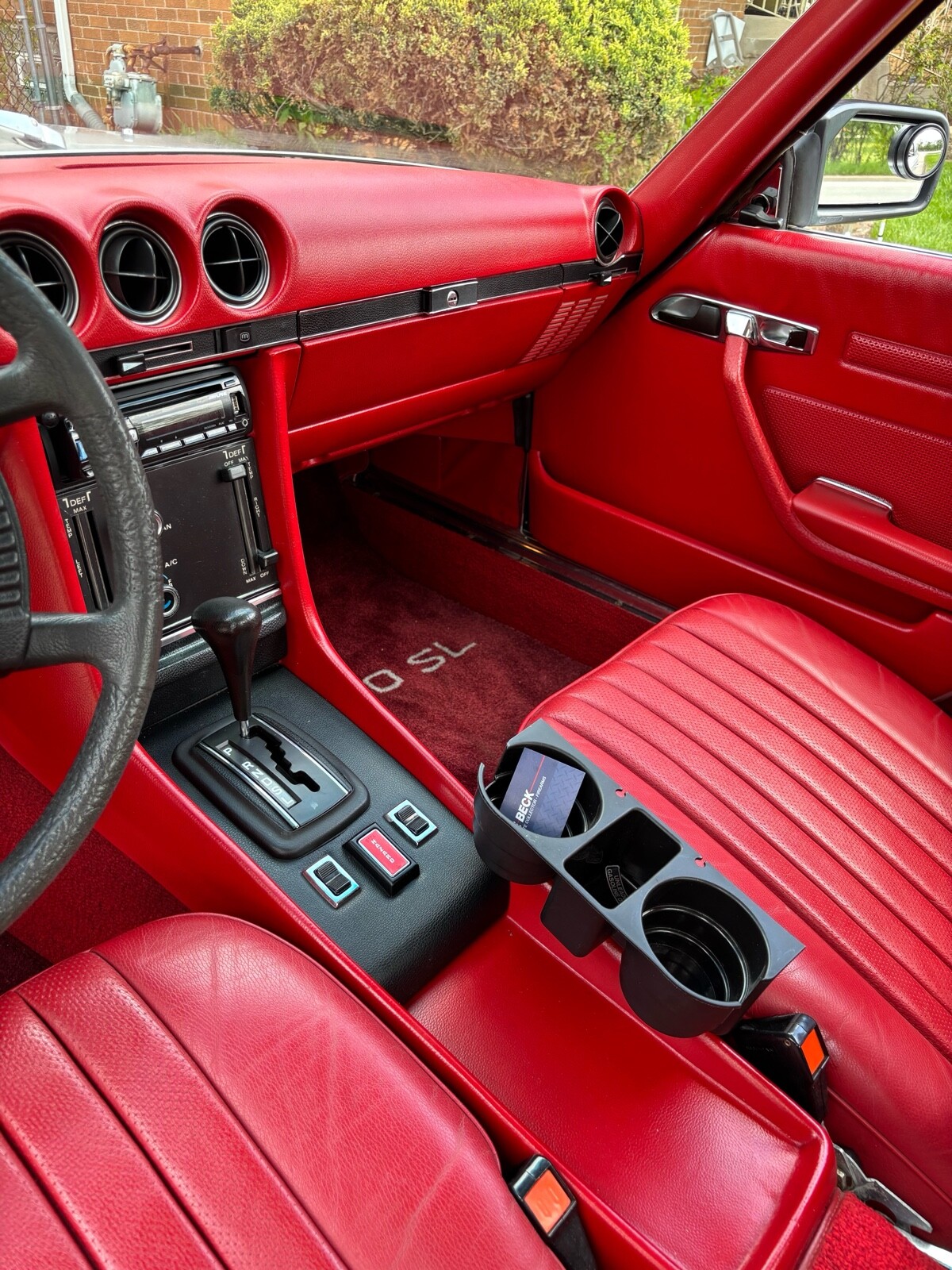 Mercedes-Benz-450SL-1976-26