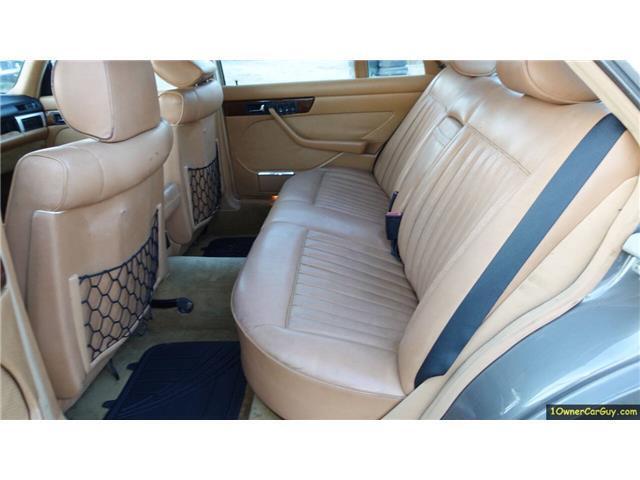 Mercedes-Benz-500-Series-1986-Sedan-10