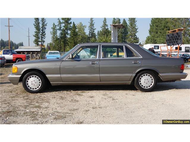 Mercedes-Benz-500-Series-1986-Sedan-16