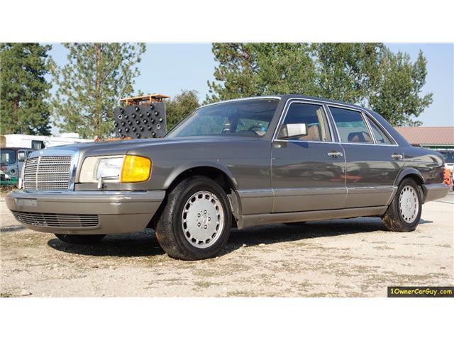 Mercedes-Benz-500-Series-1986-Sedan-17