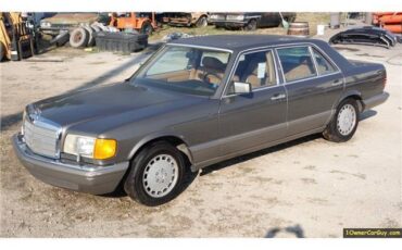 Mercedes-Benz-500-Series-1986-Sedan-2