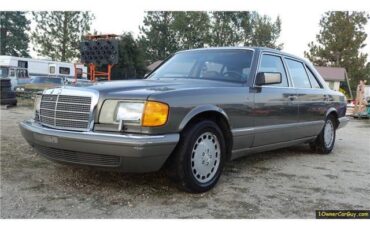Mercedes-Benz-500-Series-1986-Sedan-20