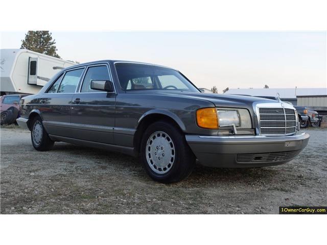 Mercedes-Benz-500-Series-1986-Sedan-23