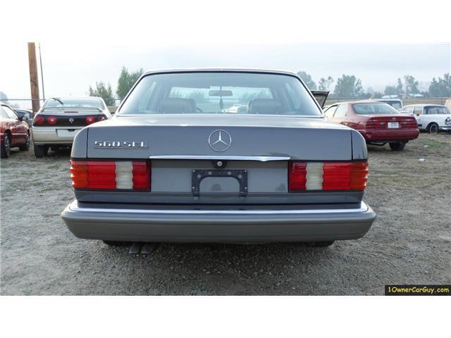 Mercedes-Benz-500-Series-1986-Sedan-26