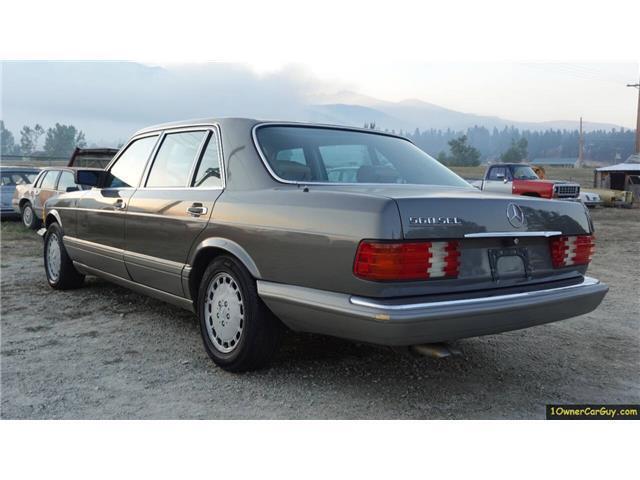 Mercedes-Benz-500-Series-1986-Sedan-27