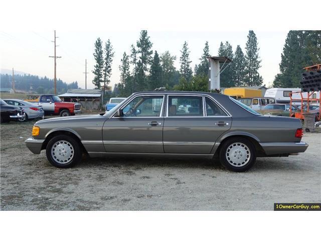 Mercedes-Benz-500-Series-1986-Sedan-28