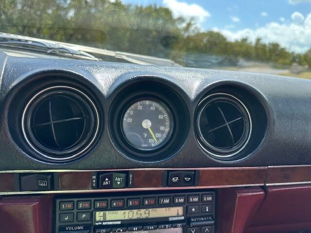 Mercedes-Benz-500-Series-1987-Convertible-22