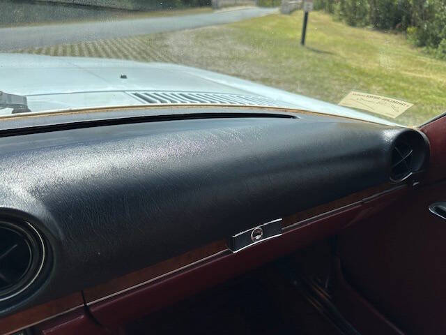 Mercedes-Benz-500-Series-1987-Convertible-27