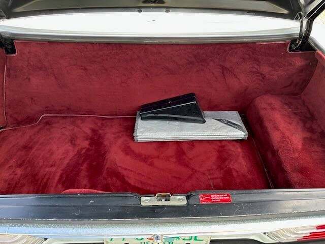 Mercedes-Benz-500-Series-1987-Convertible-31