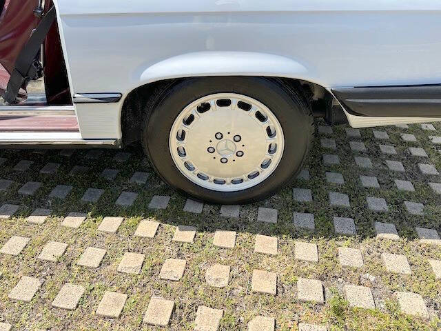 Mercedes-Benz-500-Series-1987-Convertible-37