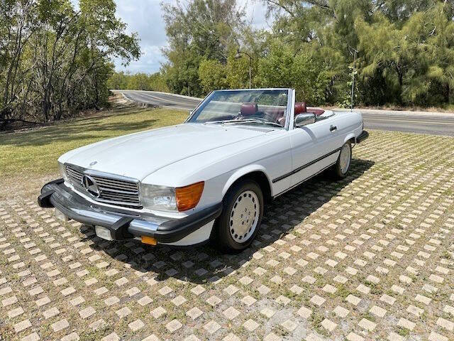 Mercedes-Benz 500-Series 1987 Convertible