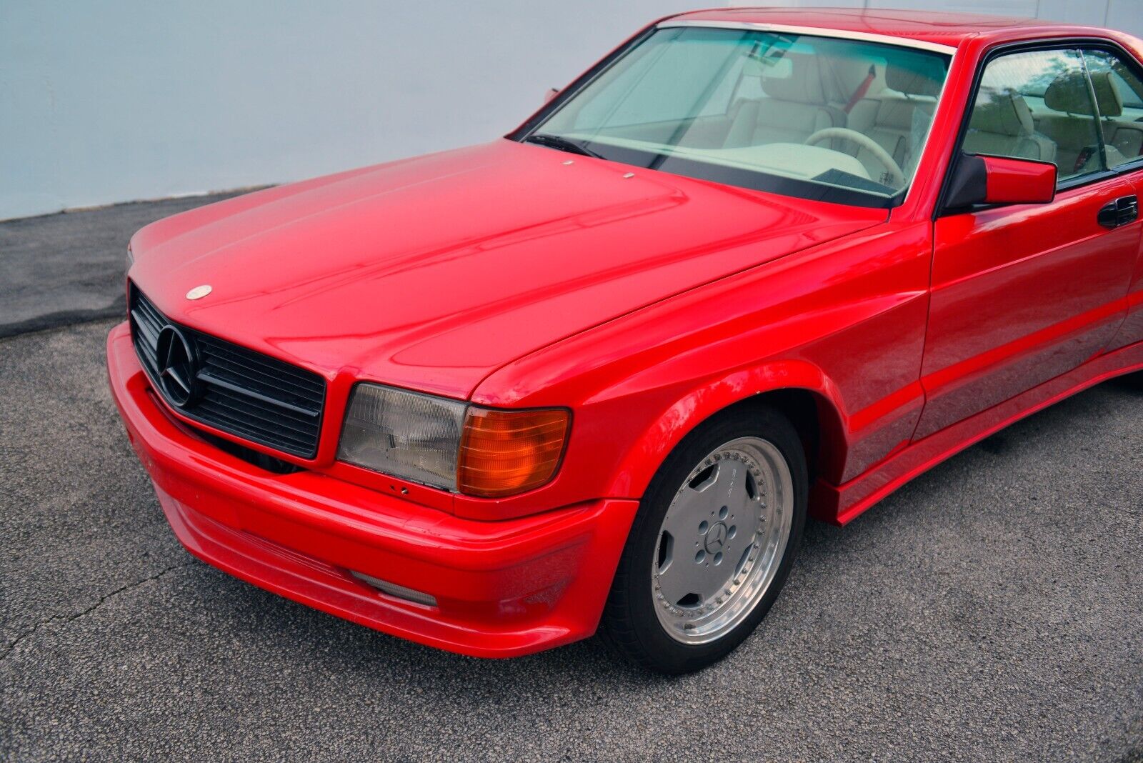 Mercedes-Benz-500-Series-1987-Coupe-10