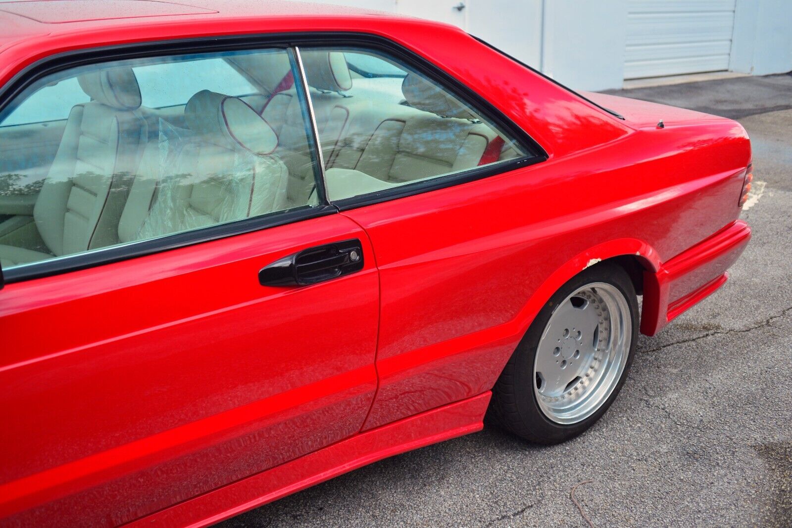 Mercedes-Benz-500-Series-1987-Coupe-11