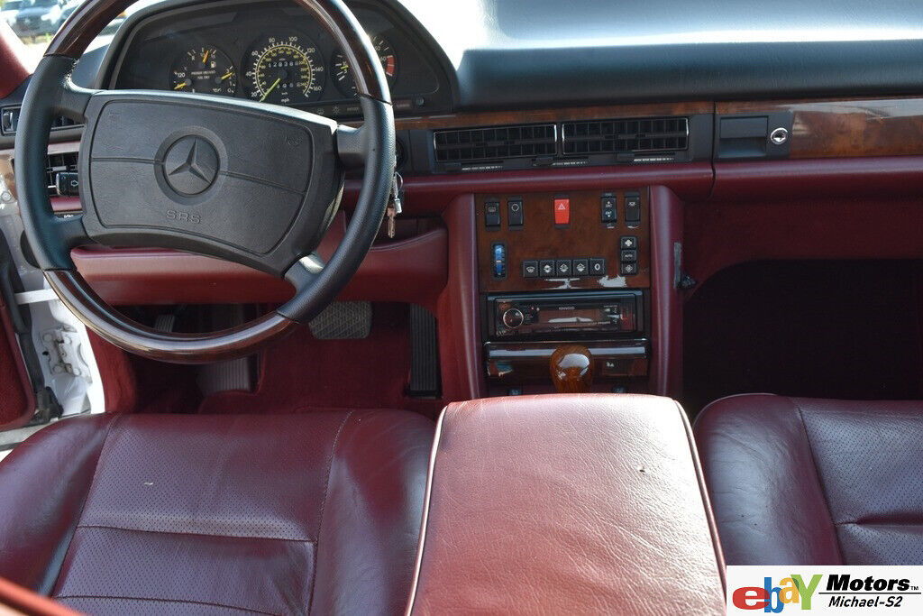 Mercedes-Benz-500-Series-1987-Coupe-13