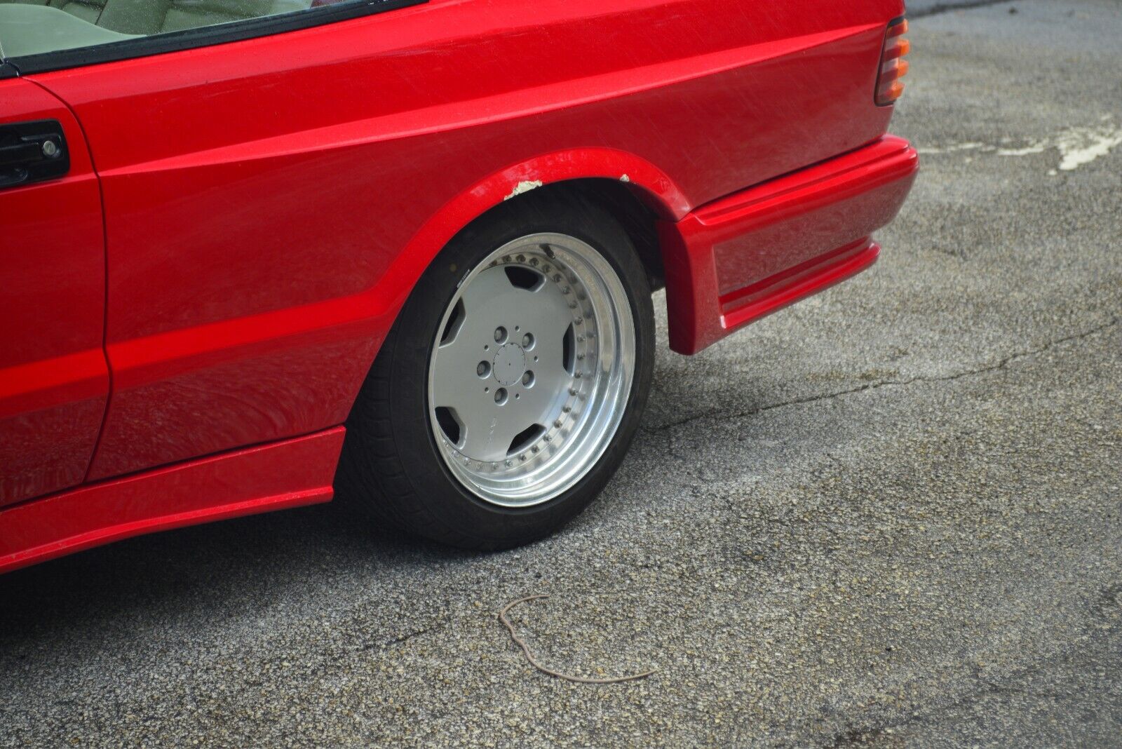 Mercedes-Benz-500-Series-1987-Coupe-15