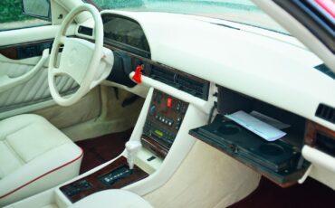 Mercedes-Benz-500-Series-1987-Coupe-17