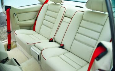 Mercedes-Benz-500-Series-1987-Coupe-23