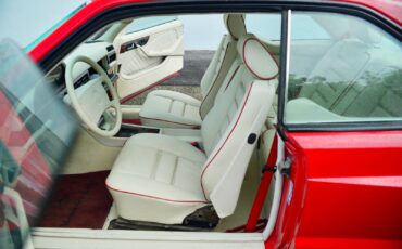 Mercedes-Benz-500-Series-1987-Coupe-25