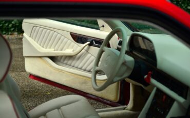 Mercedes-Benz-500-Series-1987-Coupe-27