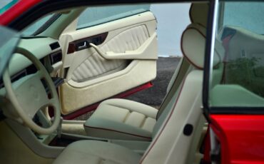 Mercedes-Benz-500-Series-1987-Coupe-38